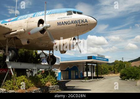 Avion retiré devant l'aéroport local fermé en Nouvelle-Zélande Banque D'Images