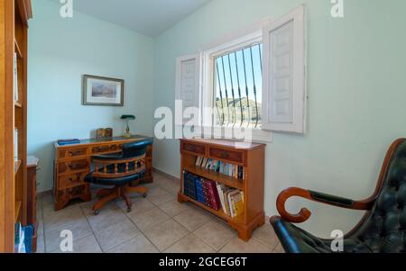 Maison de campagne près de la mer à Vera, province d'Almeria, région andalouse, Espagne. Banque D'Images