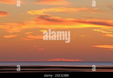 Coucher de soleil sur First Encounter Beach, Eastham, Massachusetts, sur Cape Cod Banque D'Images