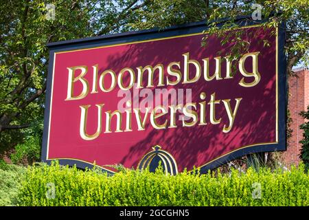 Bloomsburg, États-Unis. 08 août 2021. Un panneau est visible à l'entrée de l'Université Bloomsburg à Bloomsburg, en Pennsylvanie, le 8 août 2021. (Photo de Paul Weaver/Sipa USA) crédit: SIPA USA/Alay Live News Banque D'Images