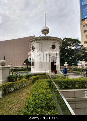 La belle petite maison au-dessus des escaliers en colimaçon au 1881 Heritage anciennement l'ancien quartier général de la police Marine située dans le quartier de Kowloon Banque D'Images