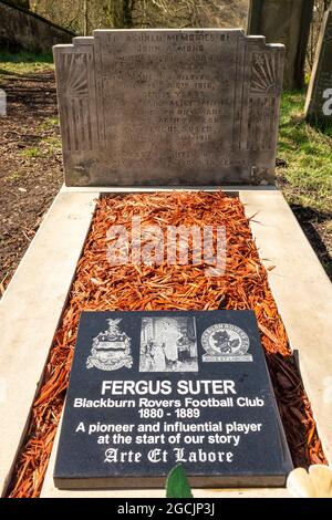 Tombe de Fergus Suter dans le vieux cimetière de Blackburn Banque D'Images