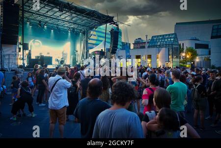 Montréal,Québec,Canada,le 6 août 2021.concert en plein air pendant une soirée d'été.Mario Beauregard/Alamy News Banque D'Images