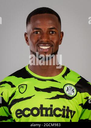 Nailsworth, Royaume-Uni. 23 juillet 2021. Sadou Diallo pendant la forêt Green Rovers Player & Staff 2021/22 séance photo au parc Stanley, Stanley Lane, Chippenham, Angleterre, le 23 juillet 2021. Photo par Andy Rowland. Crédit : Prime Media Images/Alamy Live News Banque D'Images