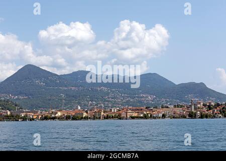 Vue sur la ville, Verbania-Pallanza, Lac majeur, Piémont, Italie Banque D'Images