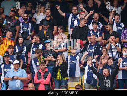 Watford, Royaume-Uni. 24 juillet 2021. WBA supporters lors du match de pré-saison 2021/22 entre Watford et West Bromwich Albion à Vicarage Road, Watford, Angleterre, le 24 juillet 2021. Photo d'Andy Rowland. Crédit : Prime Media Images/Alamy Live News Banque D'Images