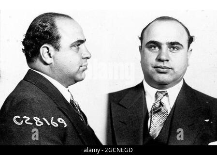 AL CAPONE (1899-1947) homme d'affaires américain gangster dans une balle de police vers 1930 Banque D'Images