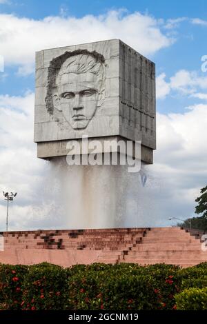 Fontaine cubiste commémorant Abel Santamaria et José Marti, Santiago de Cuba Banque D'Images