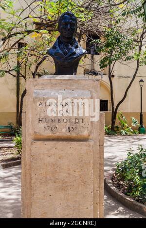 LA HAVANE, CUBA - 23 FÉVRIER 2016 : monument d'Alexandre von Humboldt dans la vieille Havane. Banque D'Images