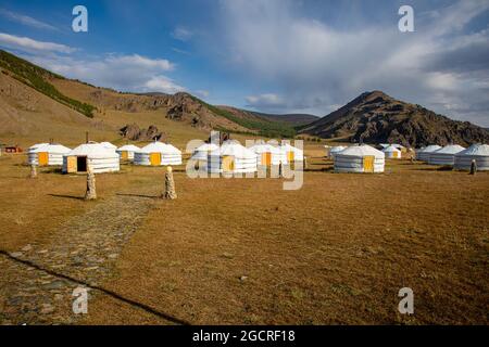 La Mongolie centrale près de Karakorum la vieille capitale de Dschingis Khan ou Gengis Khan. Les montagnes de Khangai Banque D'Images