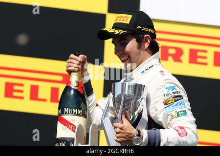 Sergio Perez (MEX) Sauber célèbre sa troisième position sur le podium. Grand Prix du Canada, dimanche 10 juin 2012. Montréal, Canada. Banque D'Images