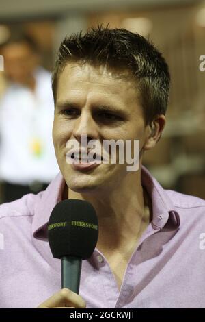 Jake Humphrey (GBR) présentateur de télévision de la BBC. Grand Prix de Singapour, samedi 22 septembre 2012. Marina Bay Street circuit, Singapour. Banque D'Images