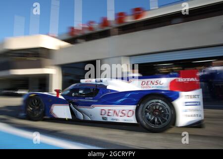 Déploiement de Toyota TS030. Lancement et essai de Toyota Hybrid Racing. 19-22 février 2013. Paul Ricard, France. Banque D'Images