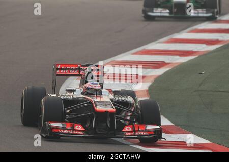 Jenson Button (GBR) McLaren MP4-28. Grand Prix indien, dimanche 27 octobre 2013. Grande Noida, New Delhi, Inde. Banque D'Images