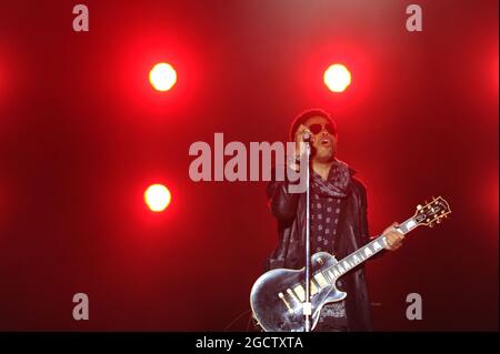 Lenny Kravitz (Etats-Unis) joue un concert dans le Parc Olympique. Grand Prix de Russie, samedi 11 octobre 2014. Sotchi Autodrom, Sotchi, Russie. Banque D'Images