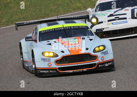 Darren Turner (GBR) / Stefan Muecke (GER) / #97 Aston Martin Vantage V8. Championnat du monde d'endurance FIA, Round 6, Dimanche 2 novembre 2014. Shanghai, Chine. Banque D'Images