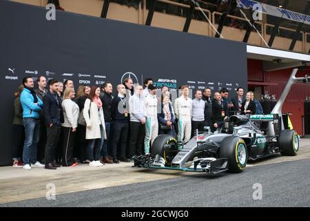 La Mercedes AMG F1 W07 hybride est dévoilée. Test de Formule 1, jour 1, lundi 22 février 2016. Barcelone, Espagne. Banque D'Images