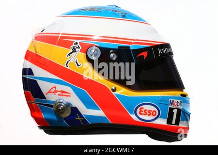 Le casque de Fernando Alonso (ESP) McLaren. Grand Prix d'Australie, jeudi 17 mars 2016. Albert Park, Melbourne, Australie. Banque D'Images