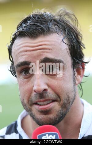 Fernando Alonso (ESP) McLaren à un match de football de charité. Grand Prix de Monaco, mardi 24 mai 2016. Monte Carlo, Monaco. Banque D'Images