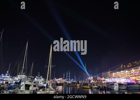 Bateaux de nuit dans le pittoresque port de Monaco. Grand Prix de Monaco, samedi 28 mai 2016. Monte Carlo, Monaco. Banque D'Images