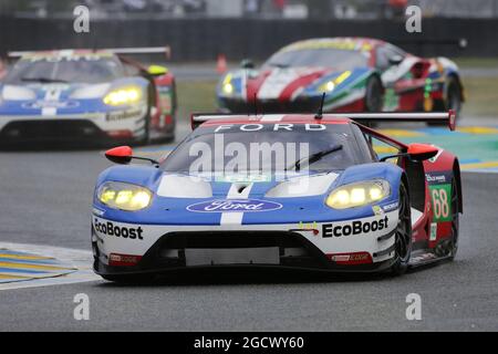 Joey Hand (USA) / Dirk Muller (GER) / Sébastien Bourdais (FRA) #68 Ford Chip Ganassi Team USA Ford GT. FIA World Endurance Championship, le Mans 24 heures - course, samedi 18 juin 2016. Le Mans, France. Banque D'Images