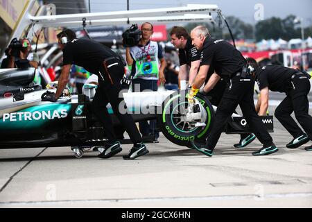 Lewis Hamilton (GBR) Mercedes AMG F1 W07 hybride. Grand Prix japonais, samedi 8 octobre 2016. Suzuka, Japon. Banque D'Images