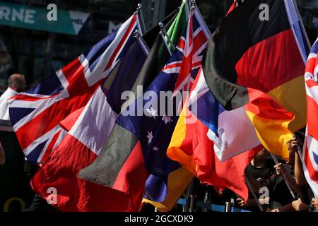 Drapeaux. Grand Prix d'Australie, dimanche 26 mars 2017. Albert Park, Melbourne, Australie. Banque D'Images