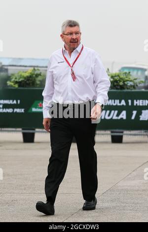 Ross Brawn (GBR) Directeur général, Sports motorisés. Grand Prix de Chine, jeudi 6 avril 2017. Shanghai, Chine. Banque D'Images