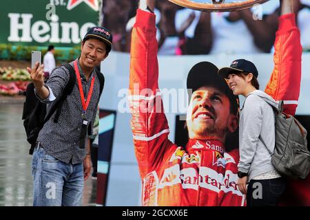 Ventilateurs. Grand Prix japonais, samedi 7 octobre 2017. Suzuka, Japon. Banque D'Images