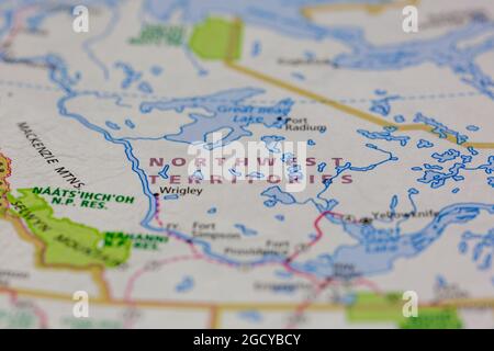 Territoires du Nord-Ouest Canada indiqué sur une carte routière ou une carte de la géographie Banque D'Images