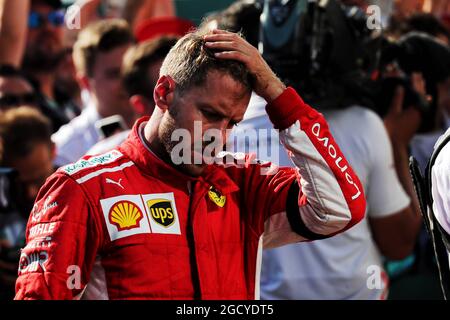 Sebastian Vettel (GER) Ferrari au parc ferme. Banque D'Images