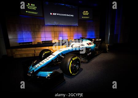 La décoration de Williams Racing 2019 est dévoilée. Williams Racing Livery dévoile. Lundi 11 février 2019. Siège de Williams Racing, Grove, Angleterre Banque D'Images