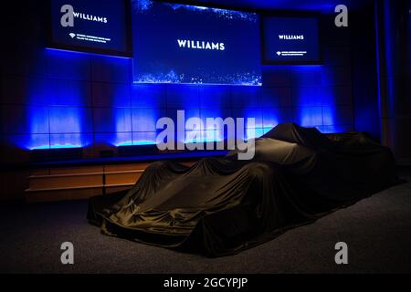 La décoration de Williams Racing 2019 est dévoilée. Williams Racing Livery dévoile. Lundi 11 février 2019. Siège de Williams Racing, Grove, Angleterre Banque D'Images