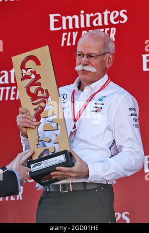 Dr. Dieter Zetsche (GER) Daimler AG PDG sur le podium. Grand Prix d'Espagne, dimanche 12 mai 2019. Barcelone, Espagne. Banque D'Images