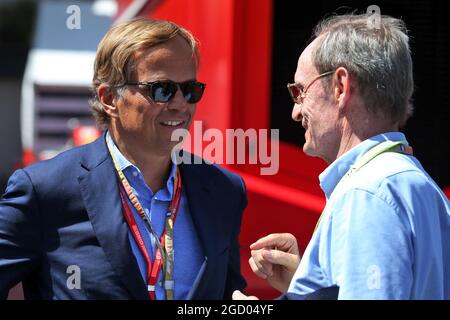 (De gauche à droite) : Jean-Frederic Dufour, PDG de Rolex avec Jean-Claude Killy (FRA), ancien ski Racer. Grand Prix de France, dimanche 23 juin 2019. Paul Ricard, France. Banque D'Images