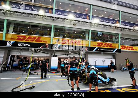 George Russell (GBR) Williams Racing FW42 dans les fosses. Grand Prix de Singapour, vendredi 20 septembre 2019. Marina Bay Street circuit, Singapour. Banque D'Images