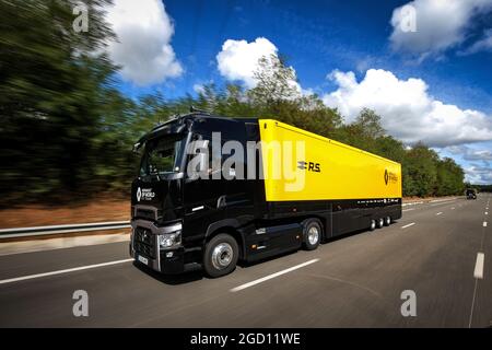 Renault F1 Team Trucks en direction de Spa à Monza. Grand Prix d'Italie, jeudi 3 septembre 2020. Monza Italie. Banque D'Images