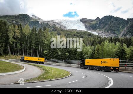 Renault F1 Team Trucks en direction de Spa à Monza. Grand Prix d'Italie, jeudi 3 septembre 2020. Monza Italie. Banque D'Images