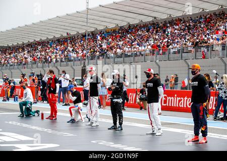 Pilotes sur la grille. Grand Prix de France, dimanche 20 juin 2021. Paul Ricard, France. Image de pool FIA pour usage éditorial uniquement Banque D'Images