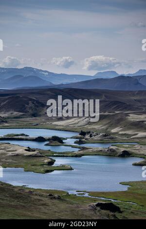 Paysage volcanique près du lac Þórisvatn, haut dans les montagnes centrales de l'Islande Banque D'Images