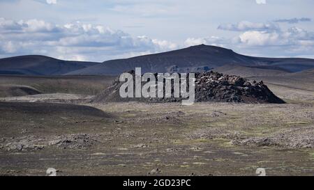 Paysage volcanique près du lac Þórisvatn, haut dans les montagnes centrales de l'Islande Banque D'Images