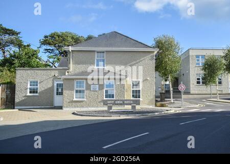 Bantry, West Cork, Irlande. 9 août 2021. L’unité d’évaluation médicale de l’Hôpital général de Bantry rouvrira mercredi à 9 heures. Crédit: Karlis Dzjamko/Alay Live News Banque D'Images