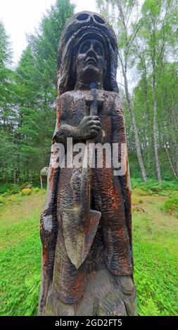 Frank Bruce Sculpture Trail, Feshie Bridge, Lower Glen Feshie, Aviemore, Highlands, Écosse. Banque D'Images