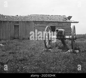 Cannon et cabine au parc militaire national de Chickamauga et Chattanooga entre 1918 et 1920 Banque D'Images