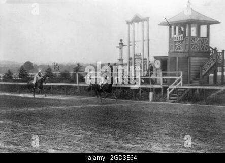 Courses hippiques au Benning Race Track à Washington D.C. ca. 1909 Banque D'Images