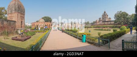 KALNA, BURDWAN, BENGALE-OCCIDENTAL , INDE - 4 FÉVRIER 2018 : image panoramique des temples de Kalna, Burdwan , Bengale-Occidental. Banque D'Images