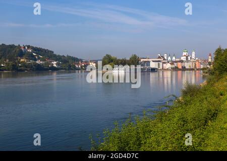 Géographie / voyage, Allemagne, Bavière, Passau, confluence des trois rivières, INFO-AUTORISATION-DROITS-SUPPLÉMENTAIRES-NON-DISPONIBLE Banque D'Images