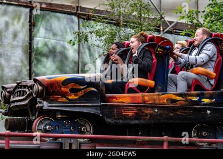 RITA Alton Towers a lancé le parc à thème de Rollercoaster Staffordshire Banque D'Images