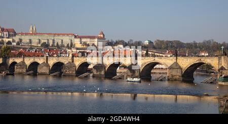 Géographie / voyage, Tchéquie, Bohême, Prague, Château de Prague, Pont Charles, Vltava, DROITS-SUPPLÉMENTAIRES-AUTORISATION-INFO-NON-DISPONIBLE Banque D'Images