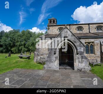 Eglise St Michael & All Angels, Linton, Skipton Yorkshire Dales, Royaume-Uni Banque D'Images